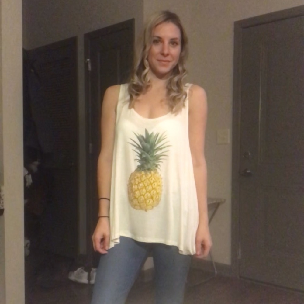 White background, pineapple tank